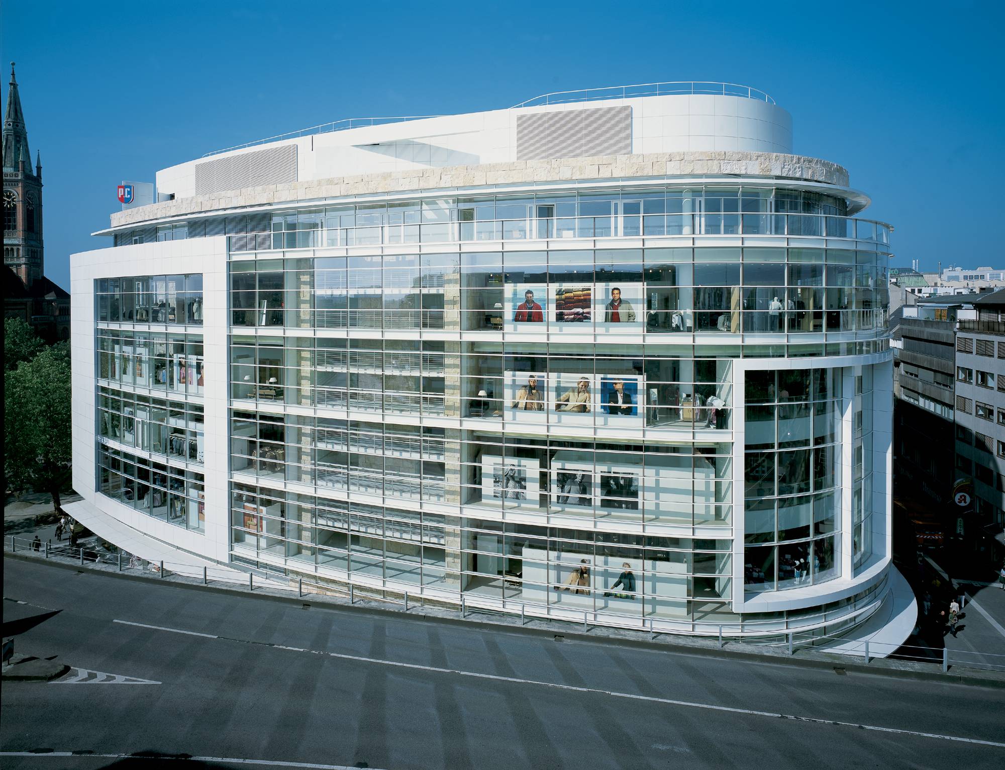 Düsseldorf Store | 2000s